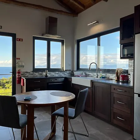 A Fonte * Santo Antonio (Pico Island)